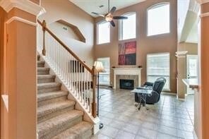 Building Photo - 1621 N Yellowstone Dr