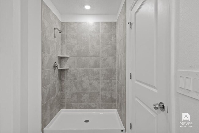 Building Photo - 4847 Edensbridge Ln