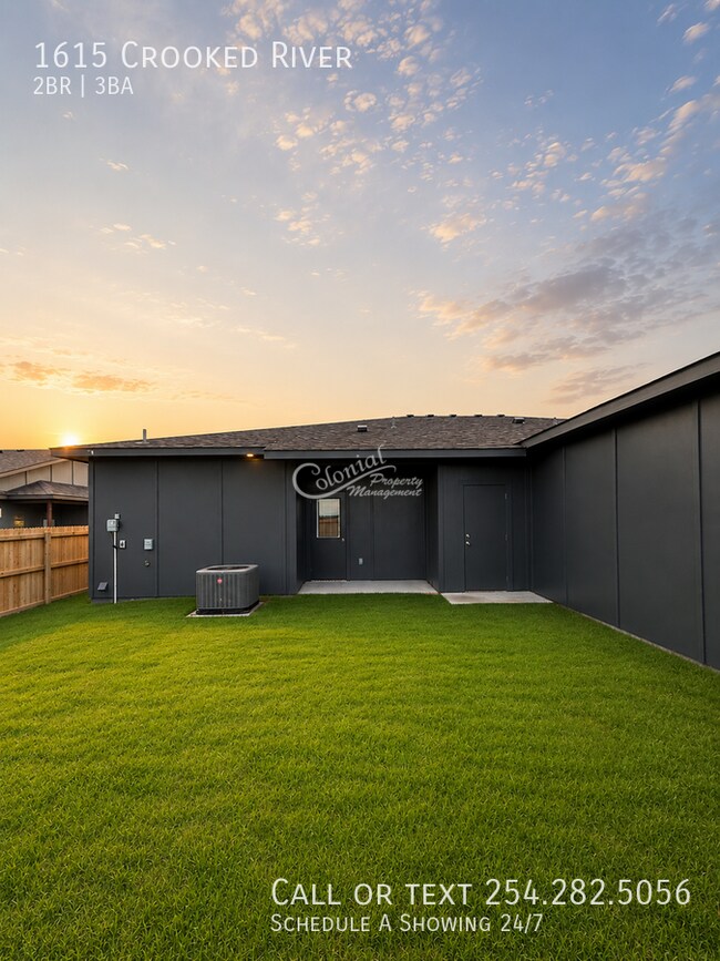 Building Photo - 1615 Crooked River