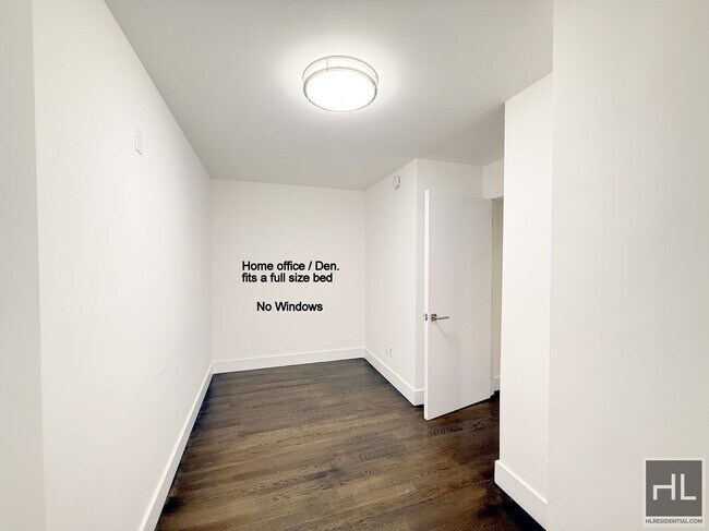 Building Photo - 2 Bed 2 bath With Home Office/ Washer and ...