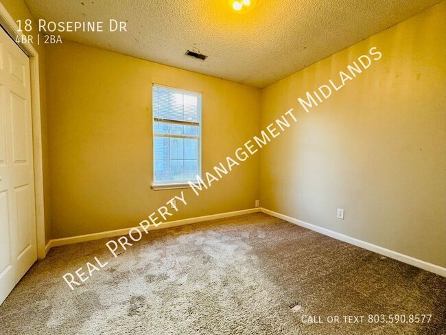 Building Photo - 18 Rosepine Dr