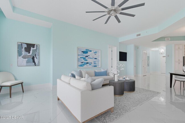 Building Photo - 200 Ocean Crest Dr