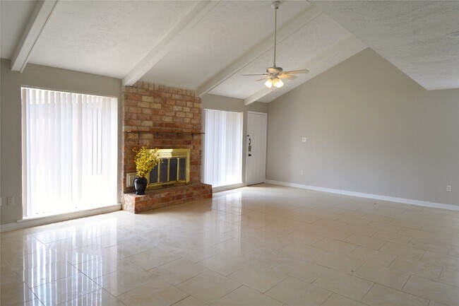 Building Photo - 10127 Sagegate Dr