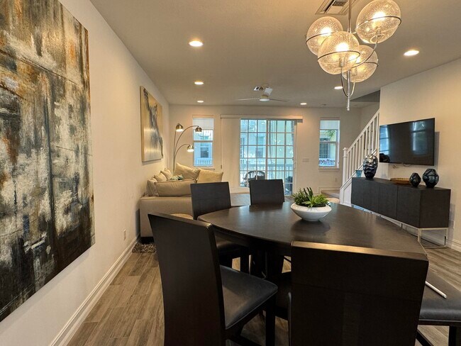 Building Photo - 101 E Coda Cir