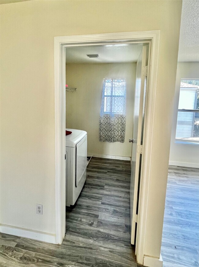 Building Photo - 6535 Winter Mountain Ln