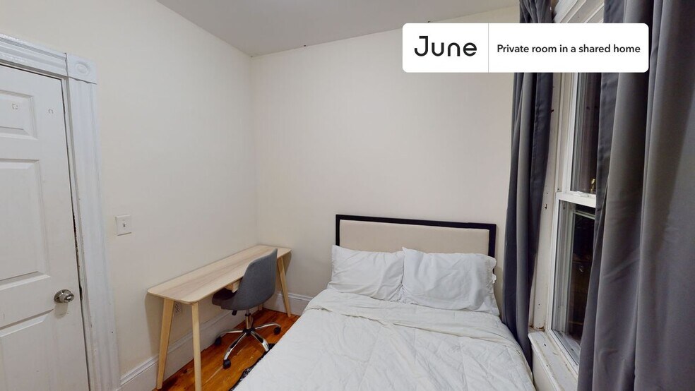 Building Photo - Room in Shared 5 bed/1 bath home