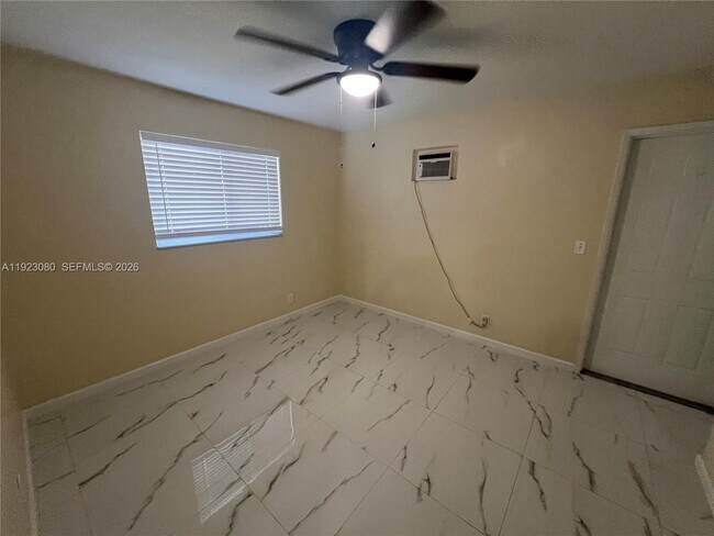 Building Photo - 5861 NE 18th Ave