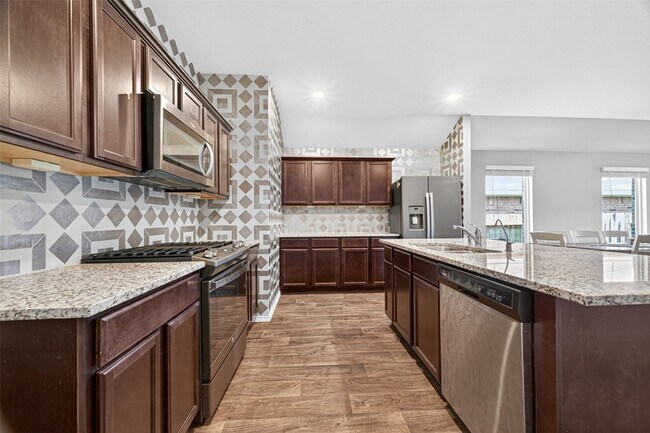 Building Photo - 40347 Blossom Vly Ln