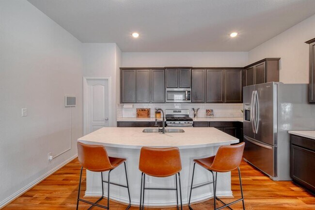 Building Photo - 6533 Cetone Terrace