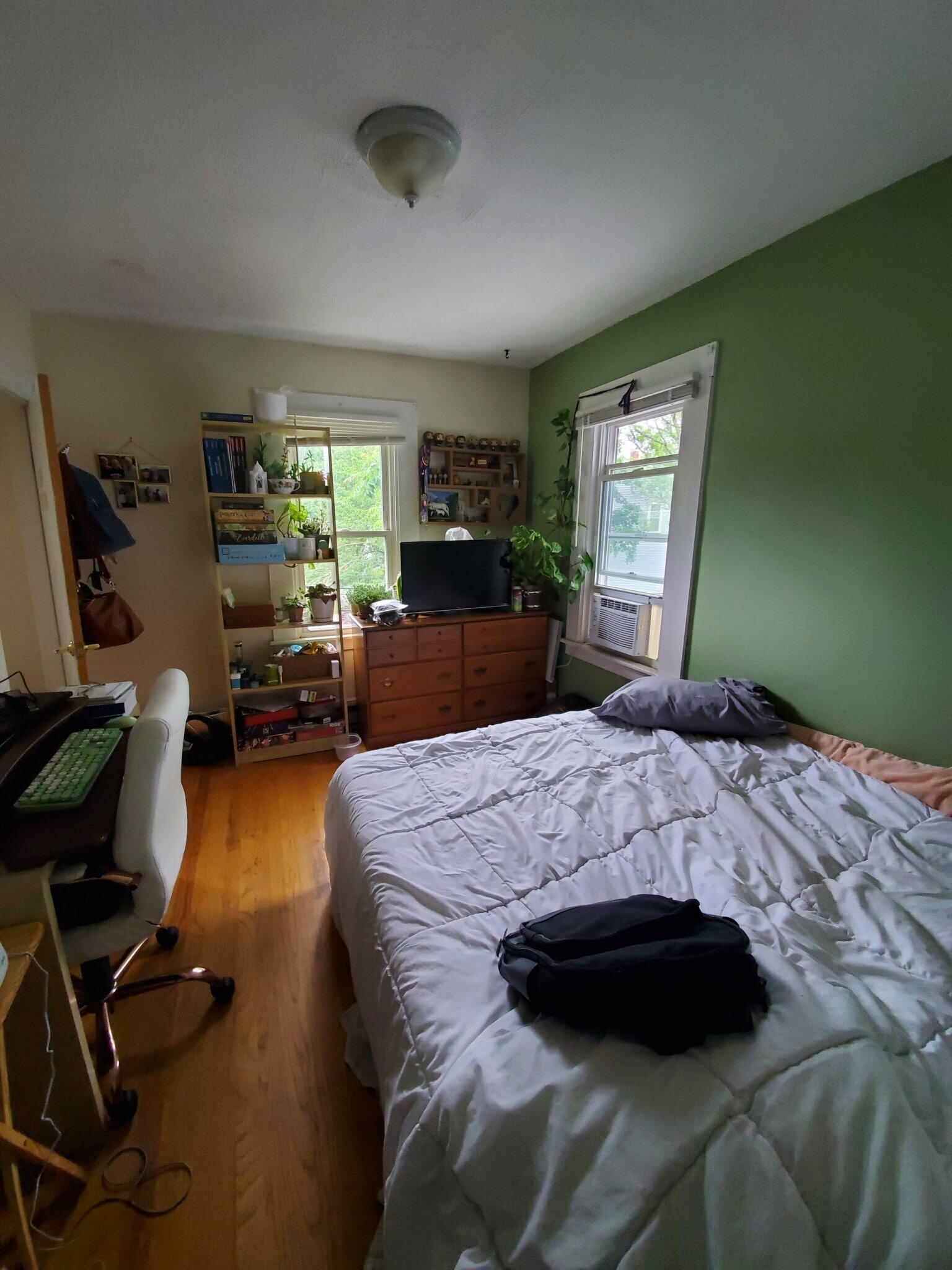 Building Photo - 17 Bay