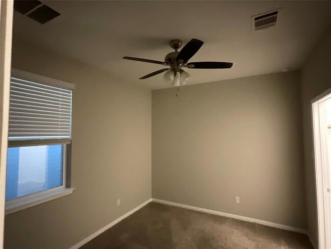 Building Photo - 142 Jubilee Dr