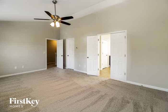 Building Photo - 5903 Landerwood Dr