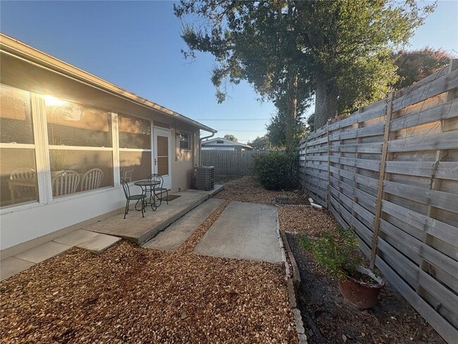 Building Photo - 2666 Woodgate Ln