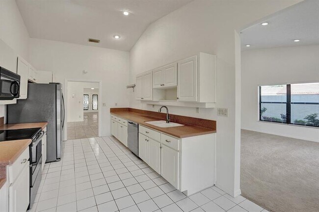 Building Photo - 21349 Placida Terrace