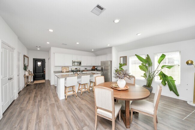 Building Photo - 2302 Dewford Fls Dr