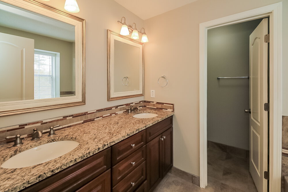 Building Photo - 401 Cannonball Ct