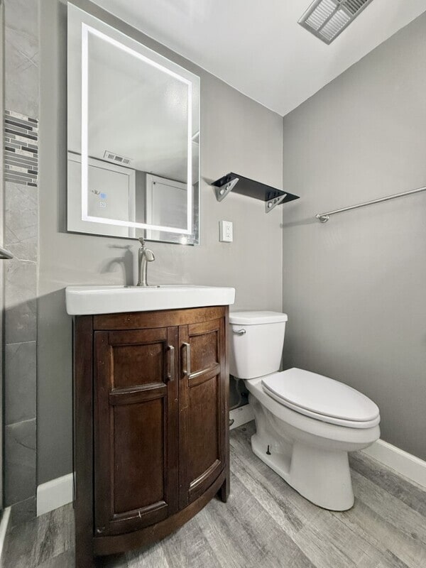 Building Photo - 785 S Village Dr