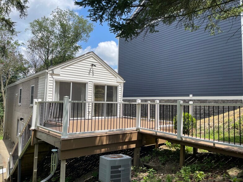 Spacious deck for grilling and GFI outlet - 227 Wilbert St