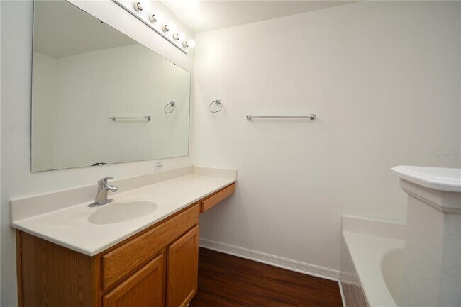 Building Photo - 36 Frenora Ln