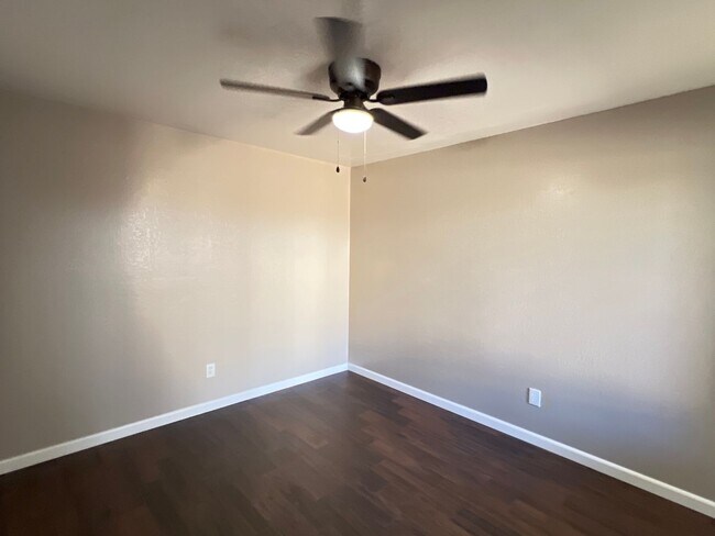 Building Photo - 6811 Klamath Way