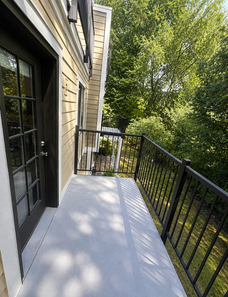Primary Bedroom Balcony - 240 W 1030 S