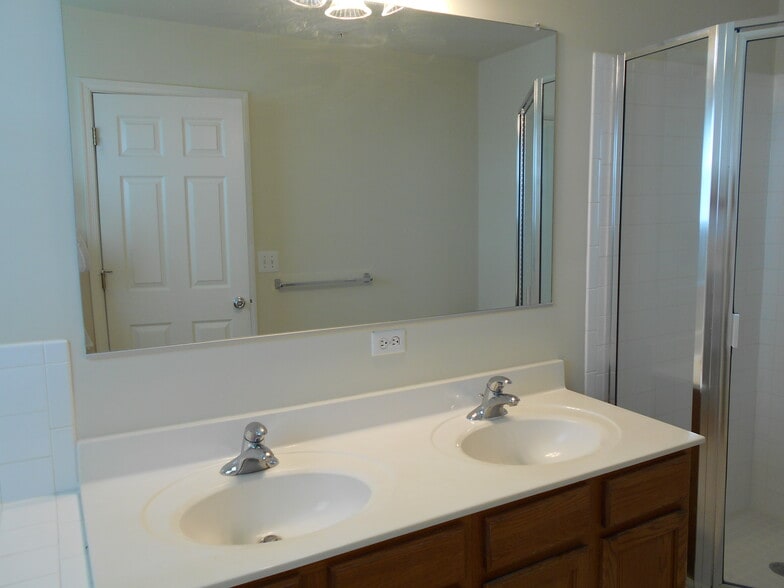 Building Photo - 106 Wood Duck Dr
