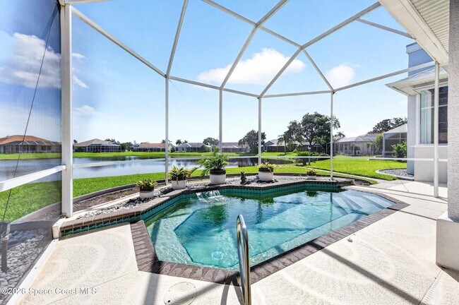Building Photo - 975 Wildwood Dr