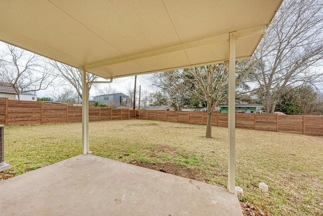 Building Photo - 1209 Arden Dr