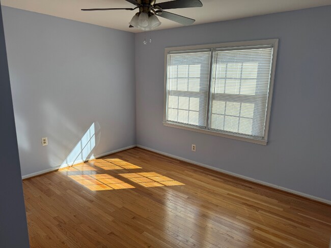 Building Photo - 4269 Berwick Pl