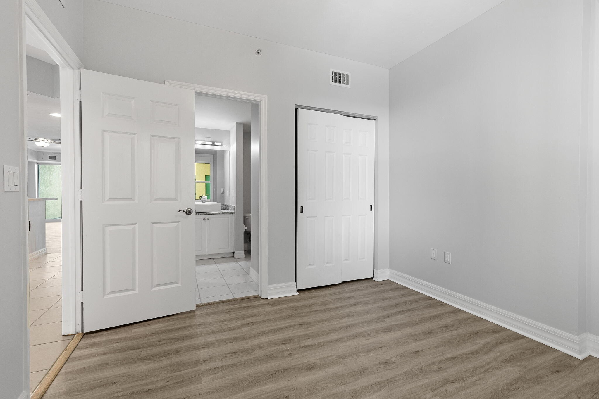 Guest Room 2 - 2797 1st St