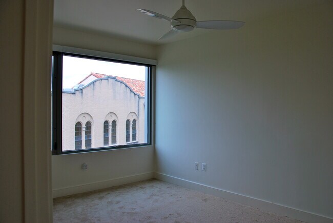 Building Photo - 4101 Albemarle St NW