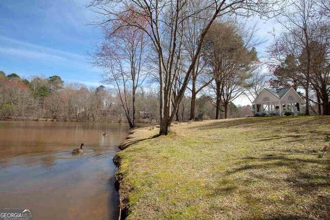 Building Photo - 1703 Ridgefield Dr