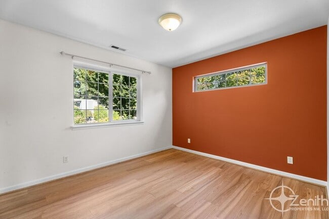 Building Photo - 8611 SE Patterson Pl