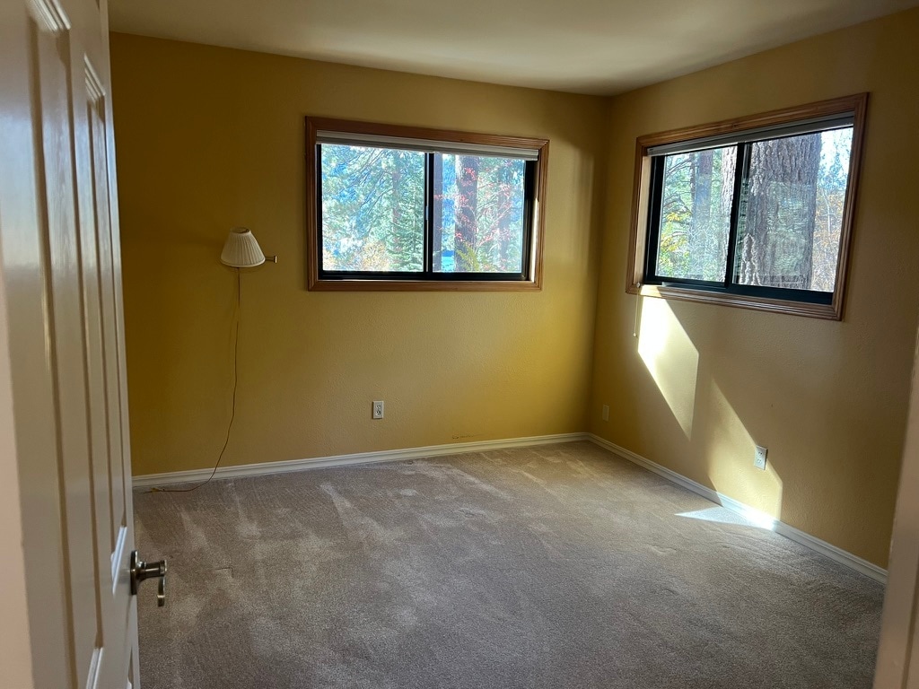 Building Photo - 13765 Mogul Way