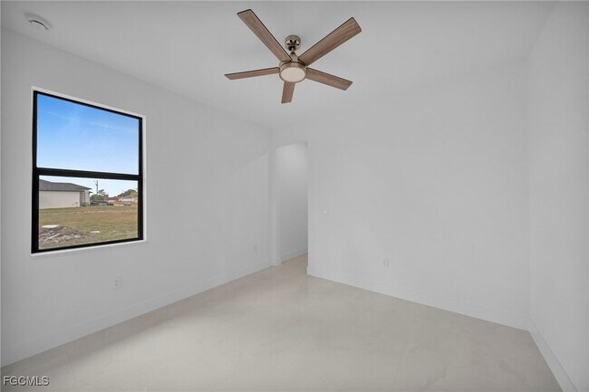 Building Photo - 2540 NW 6th Terrace