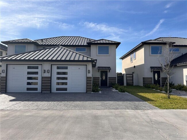 Building Photo - 25 S Kerala Ave