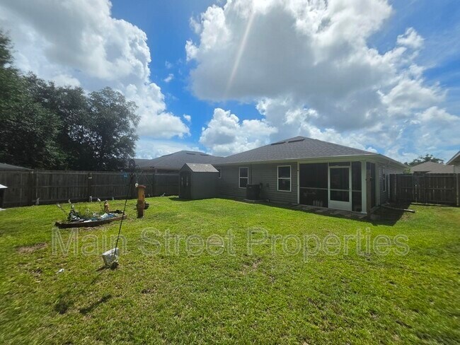 Building Photo - 5165 Peach Dr
