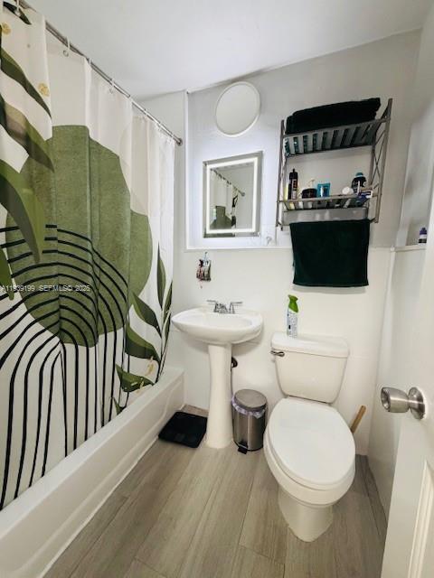 Building Photo - 541 NE 62nd St