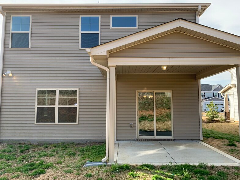 Building Photo - 276 E Webber Ln