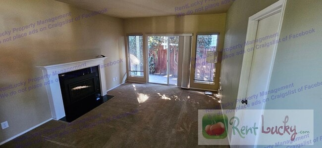 Building Photo - Charming 3BR/2BA Home with Spacious Layout...