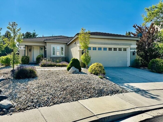 Primary Photo - 6350 Cedar Waxwing Ct