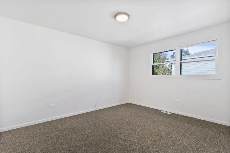 Building Photo - 2236 W 157th Pl