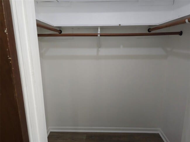 Building Photo - 3008 Tipps Dr