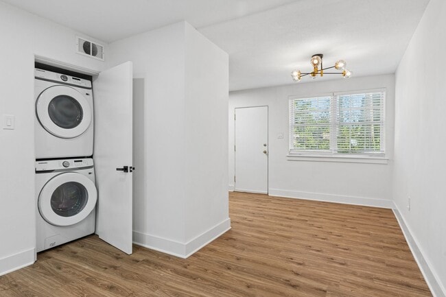 Building Photo - 55 Faris Cir