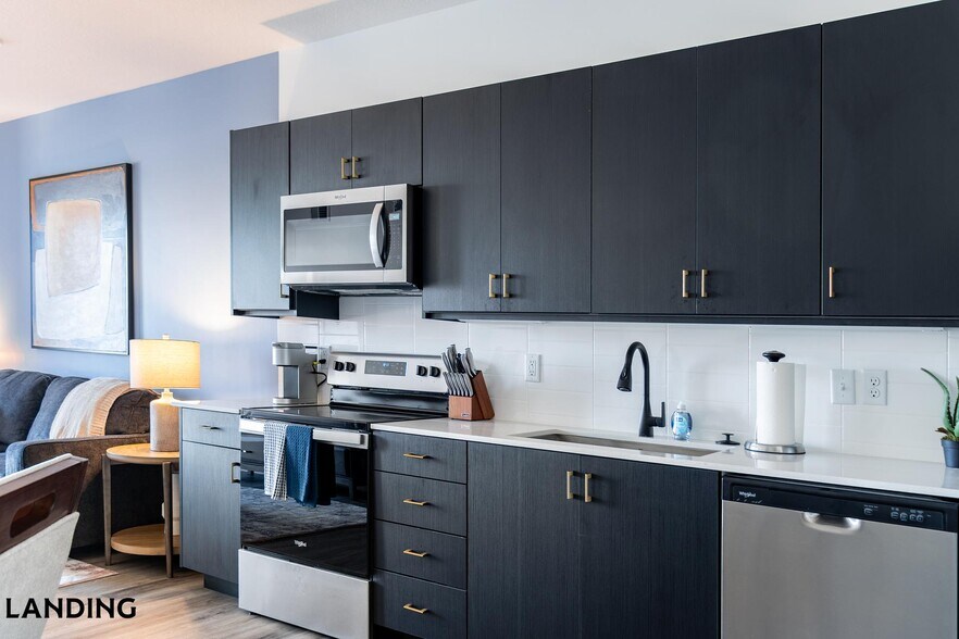 Building Photo - 343 S 400 E