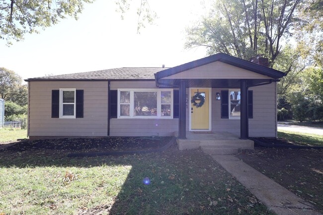 Building Photo - 121 Belt Ave