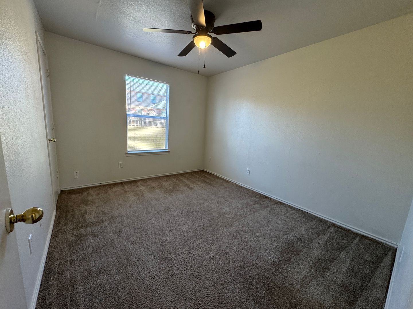 Building Photo - 1505 Benttree Dr