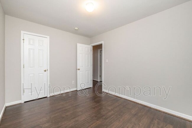 Building Photo - 1506 New York Ave