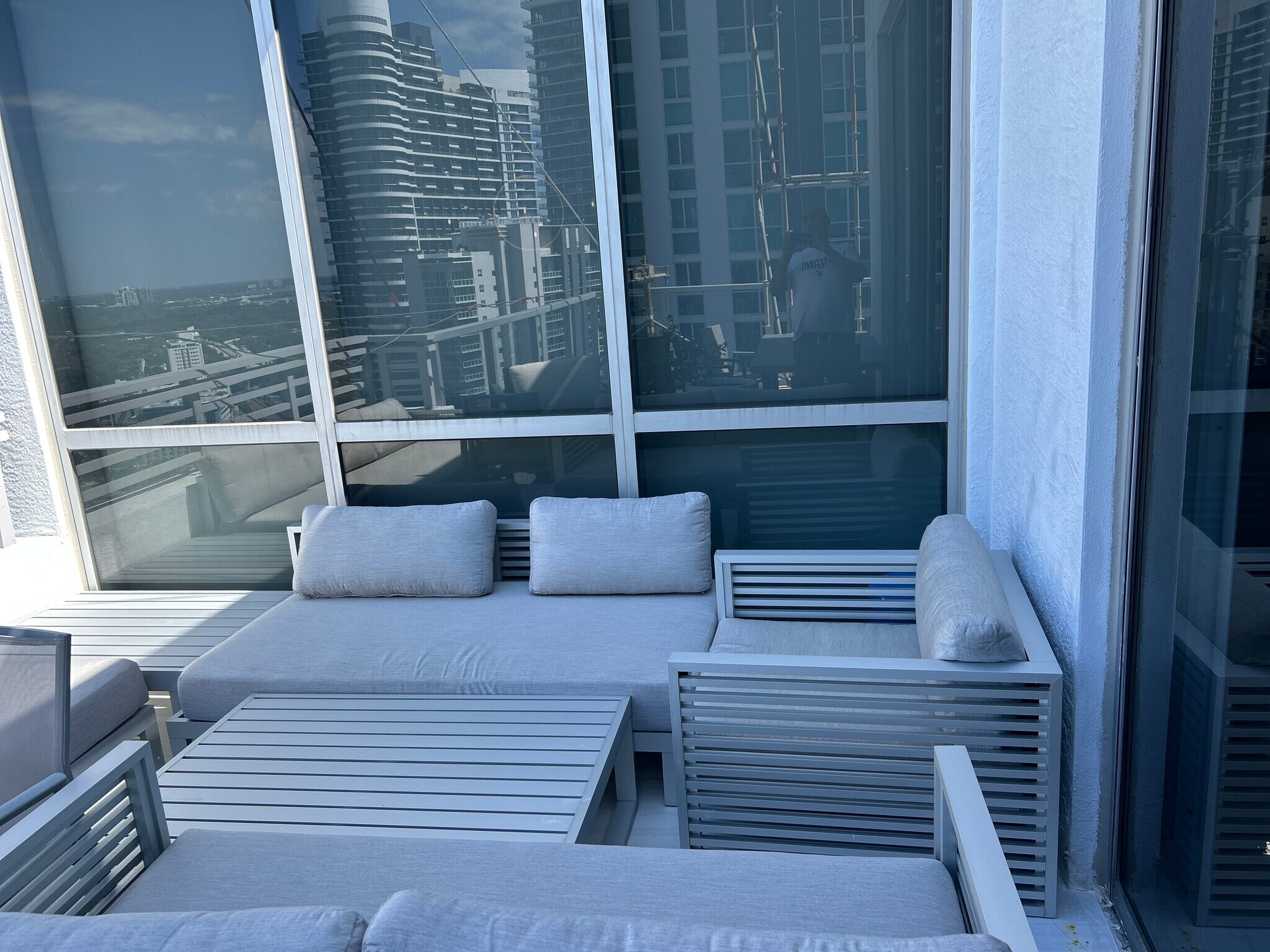 Building Photo - 1050 Brickell Ave