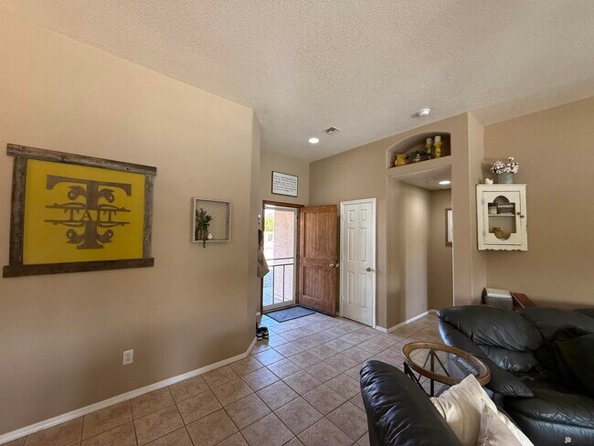 Building Photo - 10745 E 38th Ln